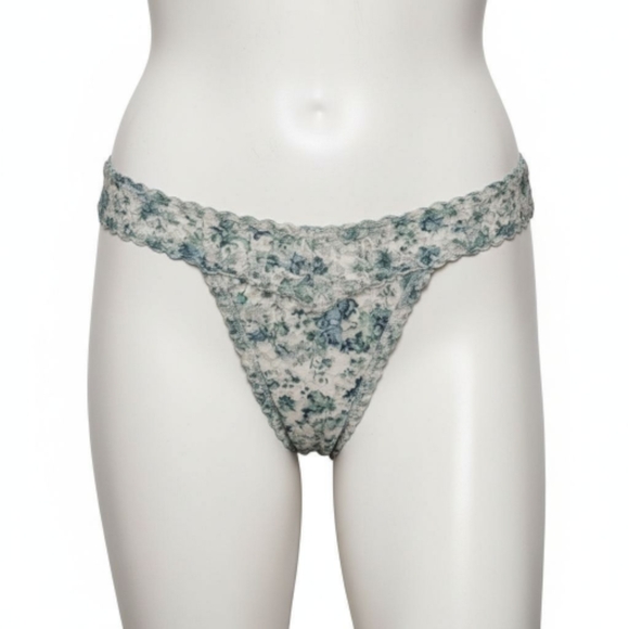 Size XL-7pc Victoria's Secret Gift Set -with Rae Dunn Mug and B&BW Skincare-NWT - Picture 6 of 14